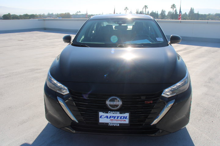 Used 2024 Nissan Sentra SR w/ SR Premium Package FWD image 7