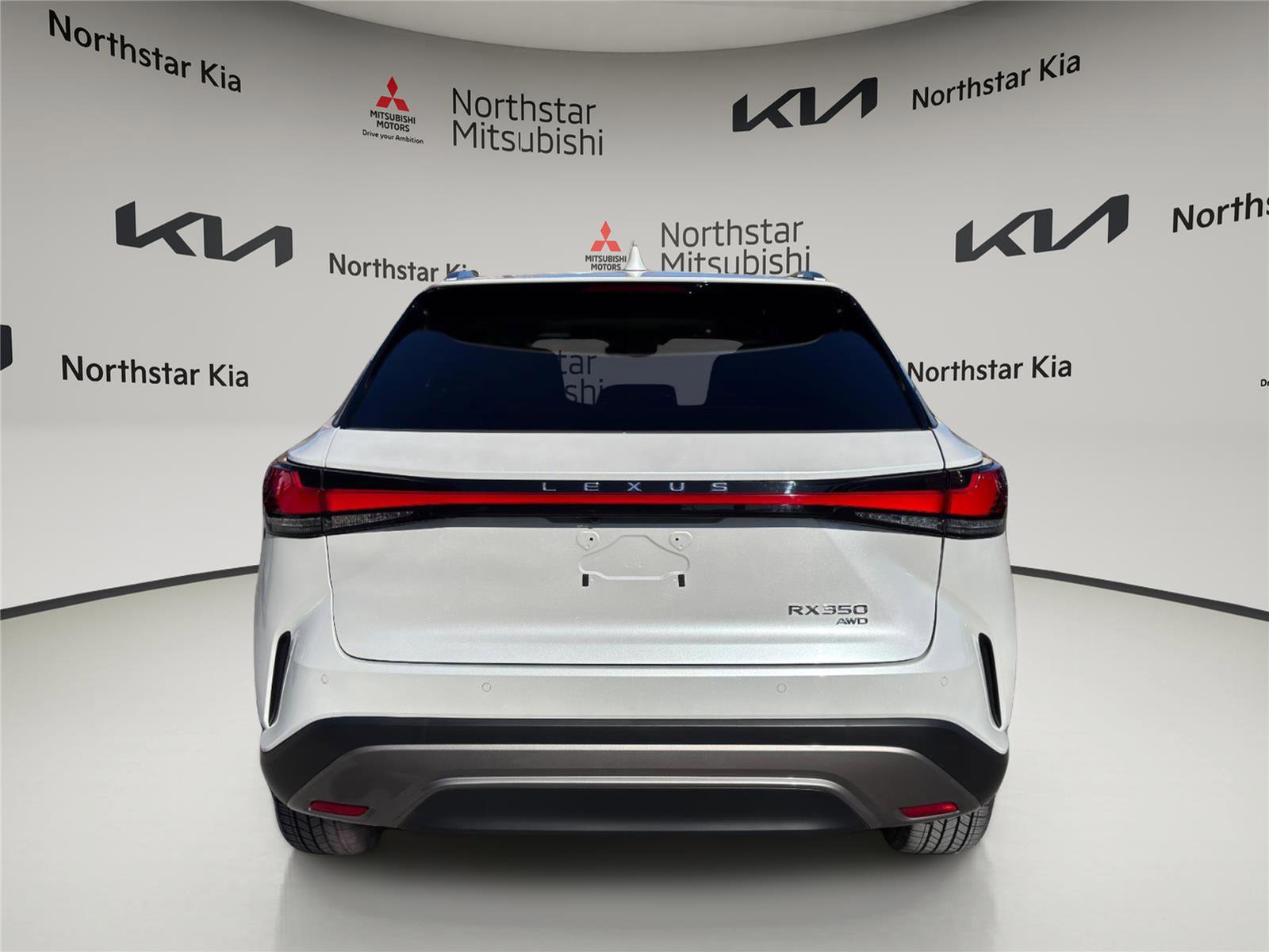 Used 2023 Lexus RX 350 w/ Accessory Package (Z1) image 3