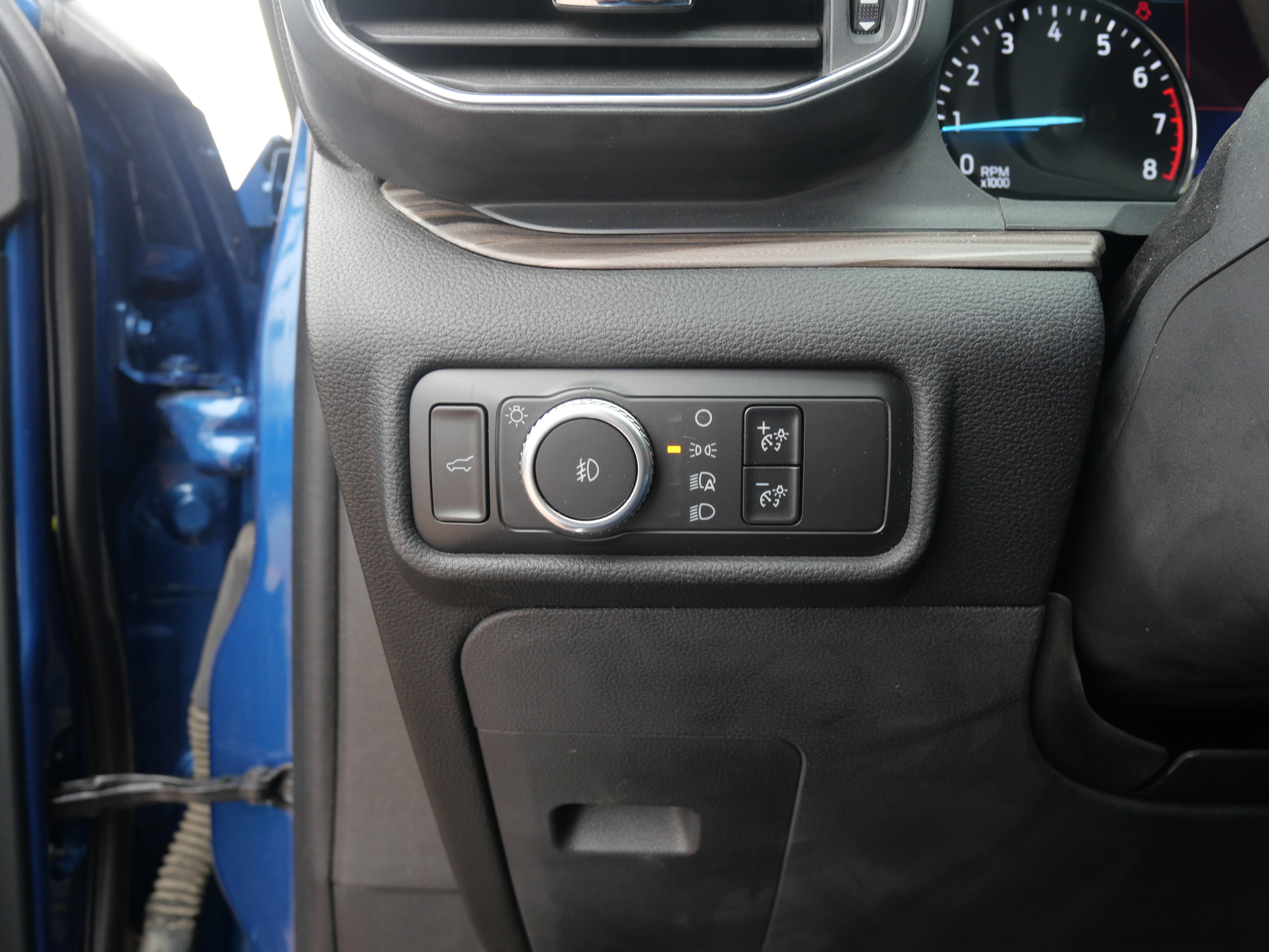 Used 2020 Ford Explorer Limited image 23