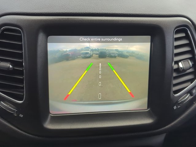 Used 2018 Jeep Compass Trailhawk w/ Leather Interior Group AWD/4WD image 15