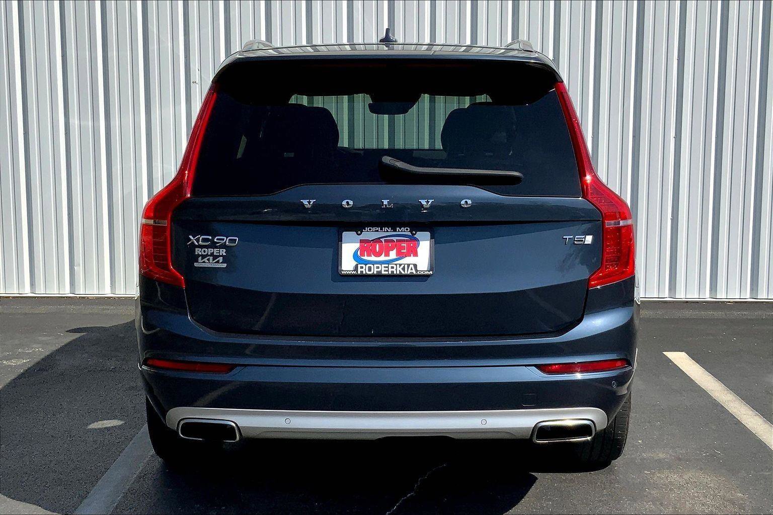 Used 2020 Volvo XC90 T5 Momentum FWD image 3