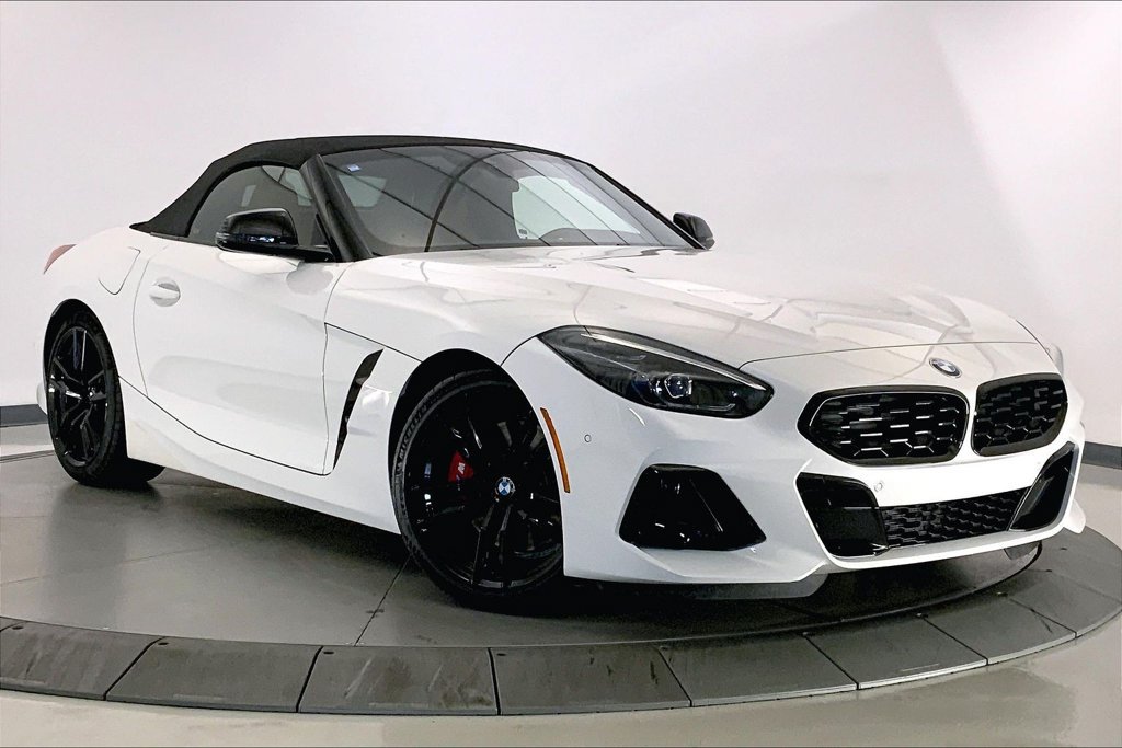 Certified 2023 BMW Z4 M40i w/ Premium Package RWD image 30