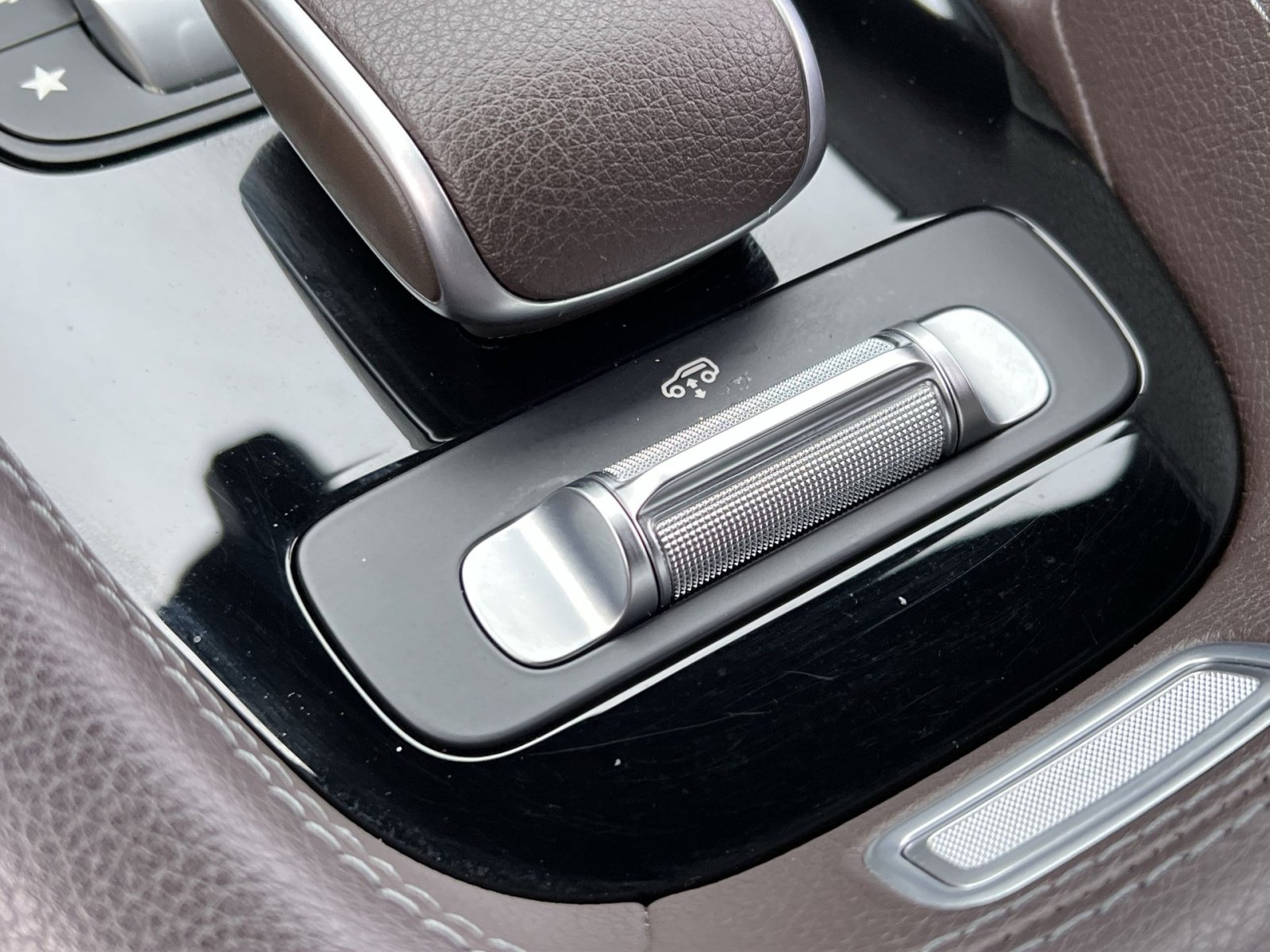 Certified 2022 Mercedes-Benz GLS 450 4MATIC image 34