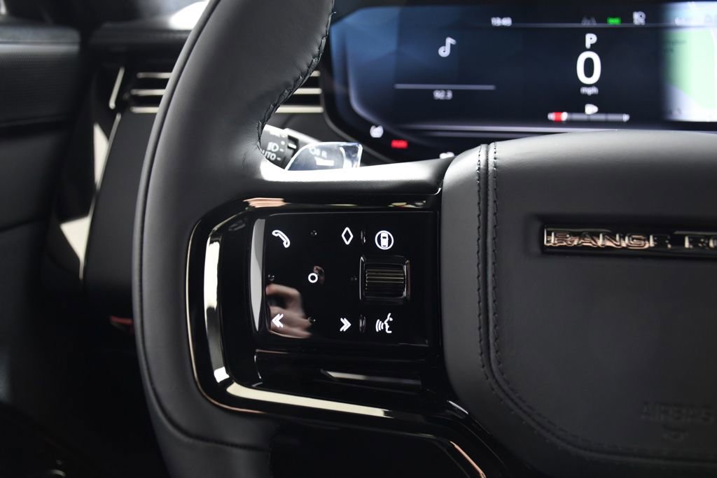 Used 2025 Land Rover Range Rover Sport SV Edition Two image 33