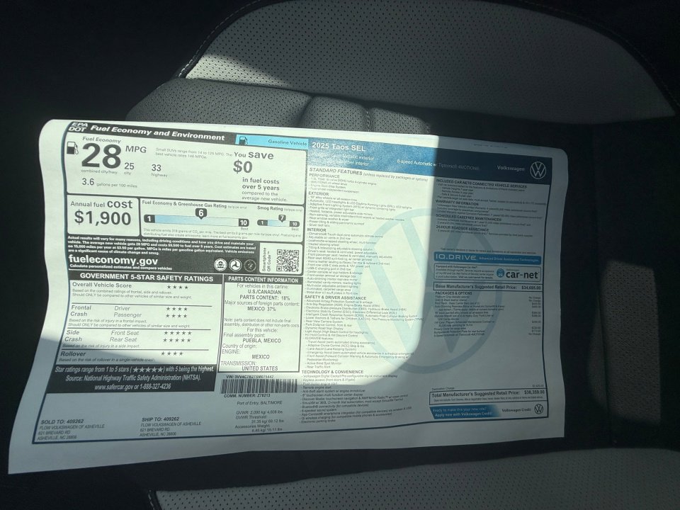 New 2025 Volkswagen Taos SEL image 33