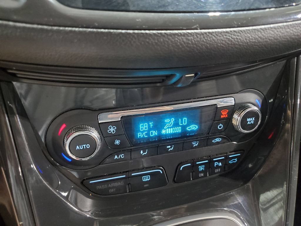 Used 2014 Ford Escape Titanium w/ Equipment Group 401A AWD/4WD image 30