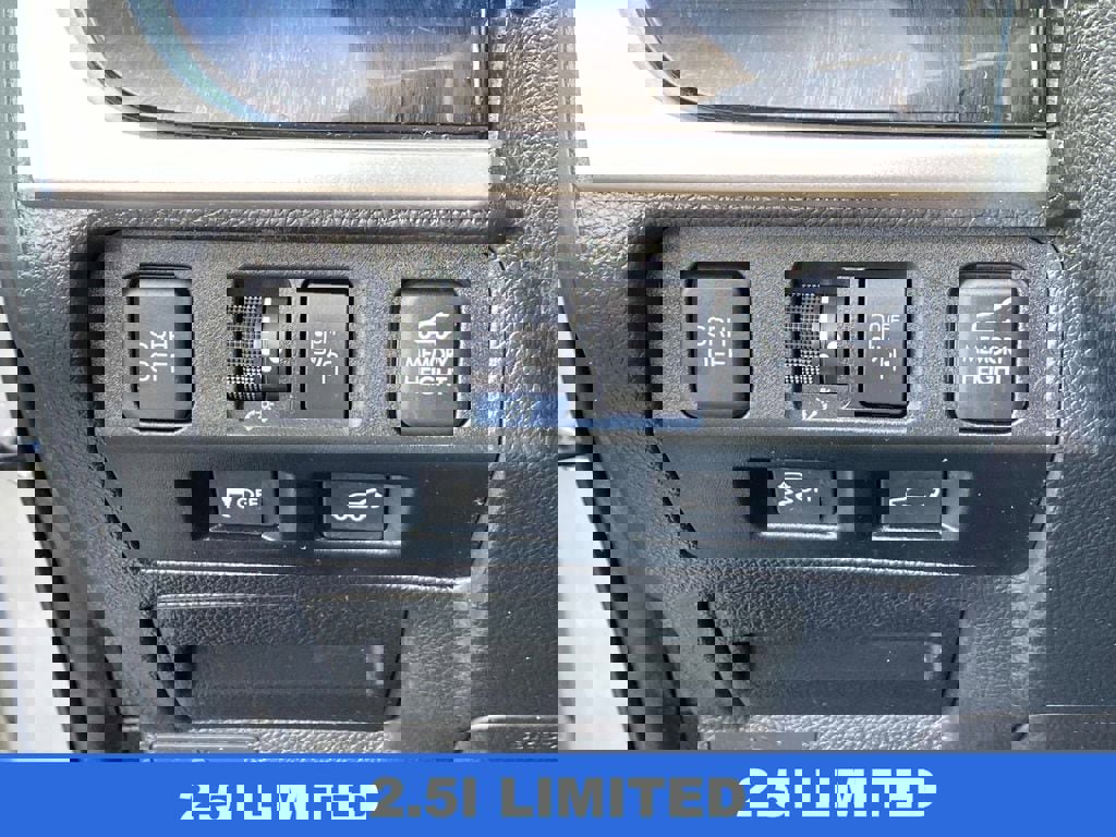 Used 2017 Subaru Forester 2.5i Limited image 21