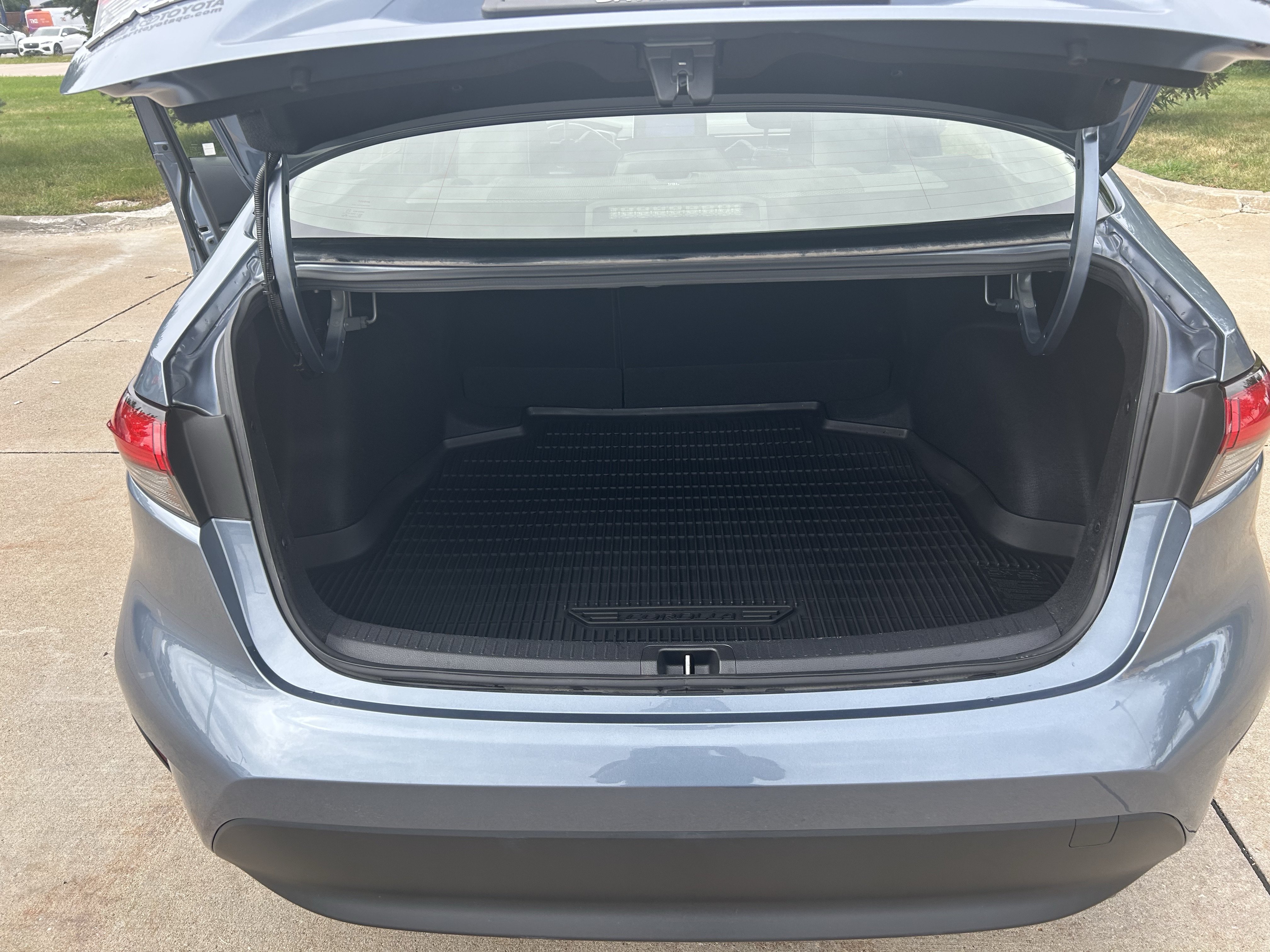 Certified 2023 Toyota Corolla XLE FWD image 23