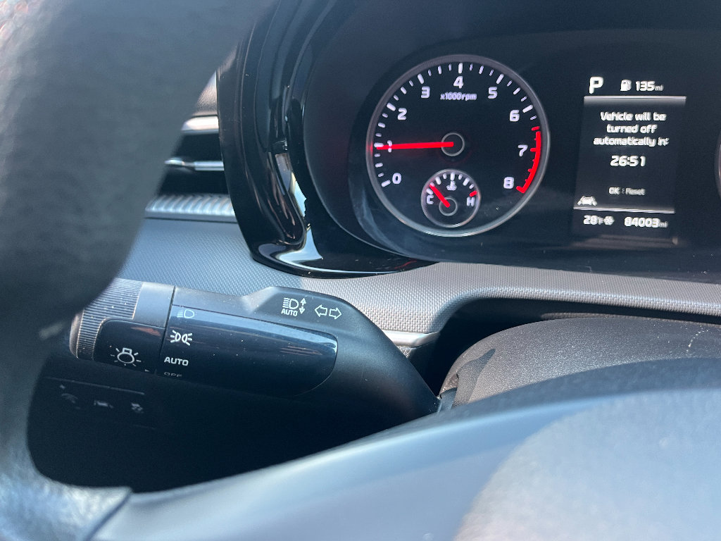 Used 2021 Kia K5 LXS image 31
