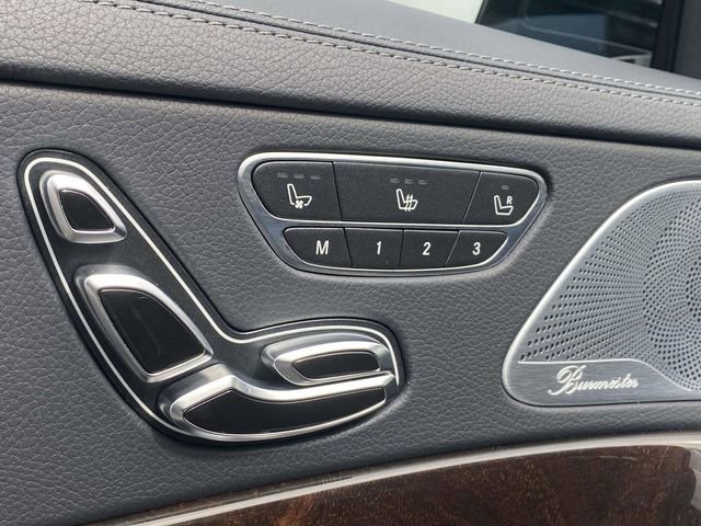 Used 2020 Mercedes-Benz S 560 4MATIC Sedan image 22