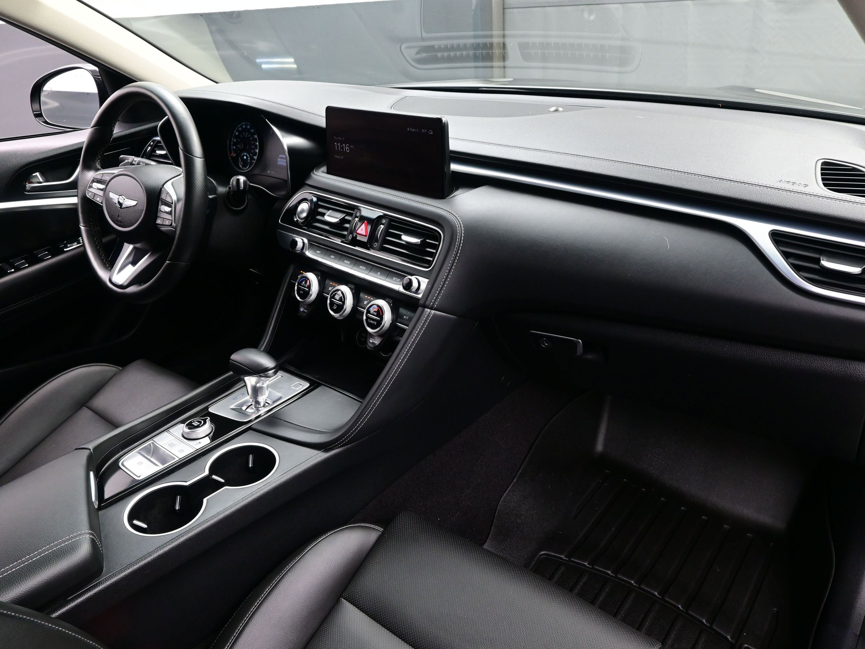 Certified 2023 Genesis G70 2.0T image 16