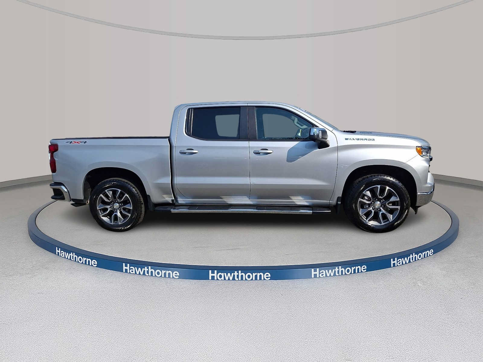 Certified 2022 Chevrolet Silverado 1500 LT w/ Safety Package AWD/4WD image 7