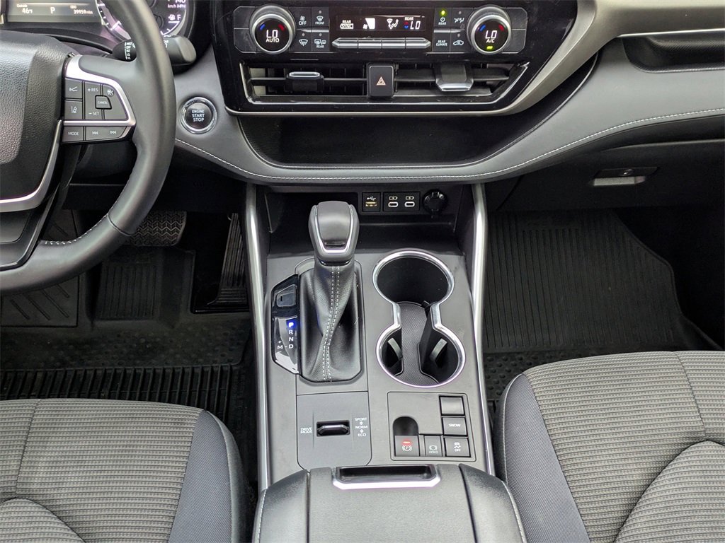 Certified 2023 Toyota Highlander LE image 21