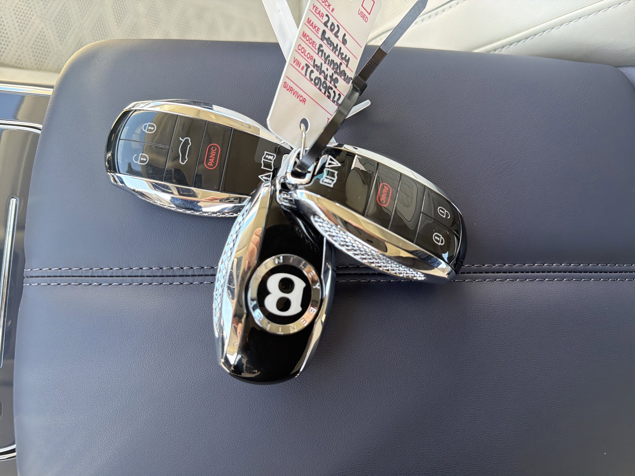 New 2026 Bentley Flying Spur Plug-In Hybrid AWD/4WD image 32