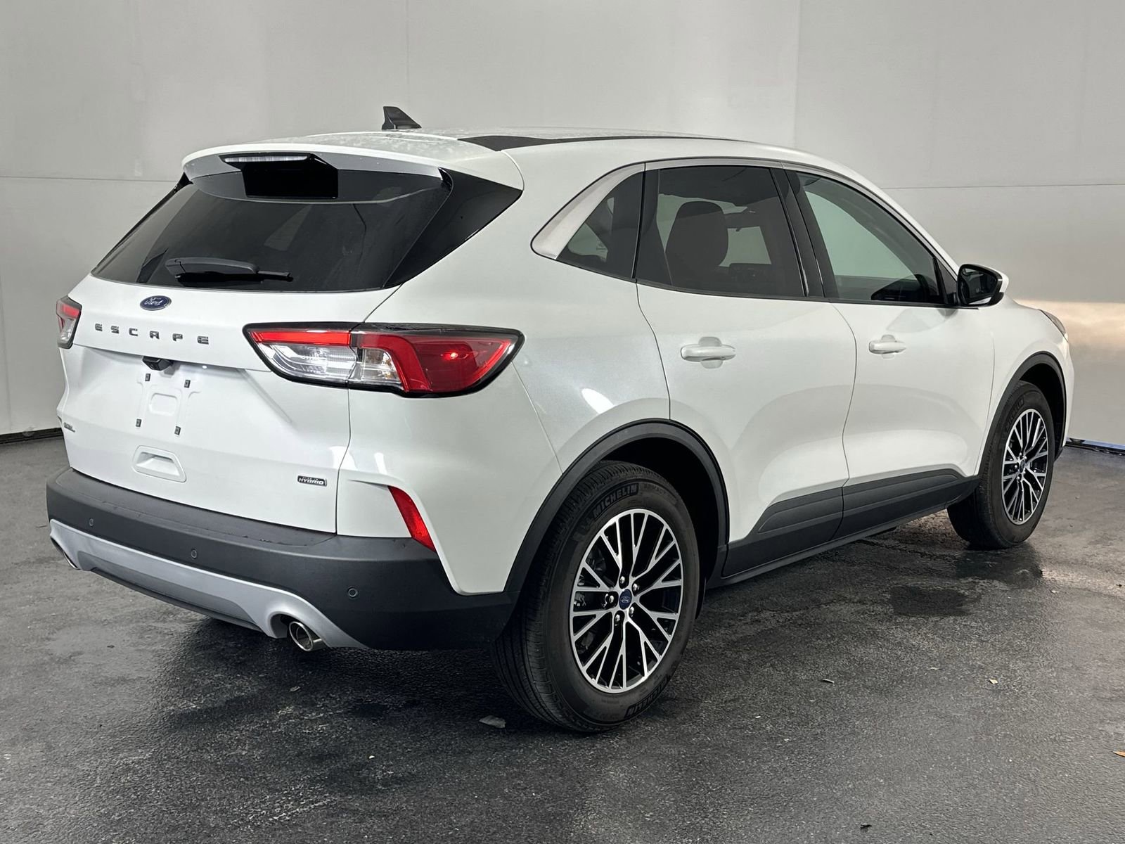 Used 2022 Ford Escape SEL image 11