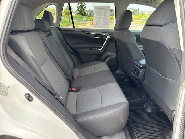Used 2020 Toyota RAV4 XLE w/ All Weather Liner Package AWD/4WD image 12