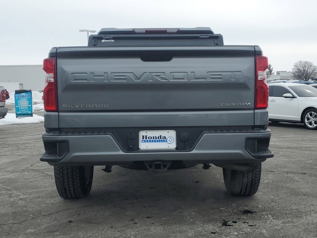 Used 2021 Chevrolet Silverado 1500 Custom image 6
