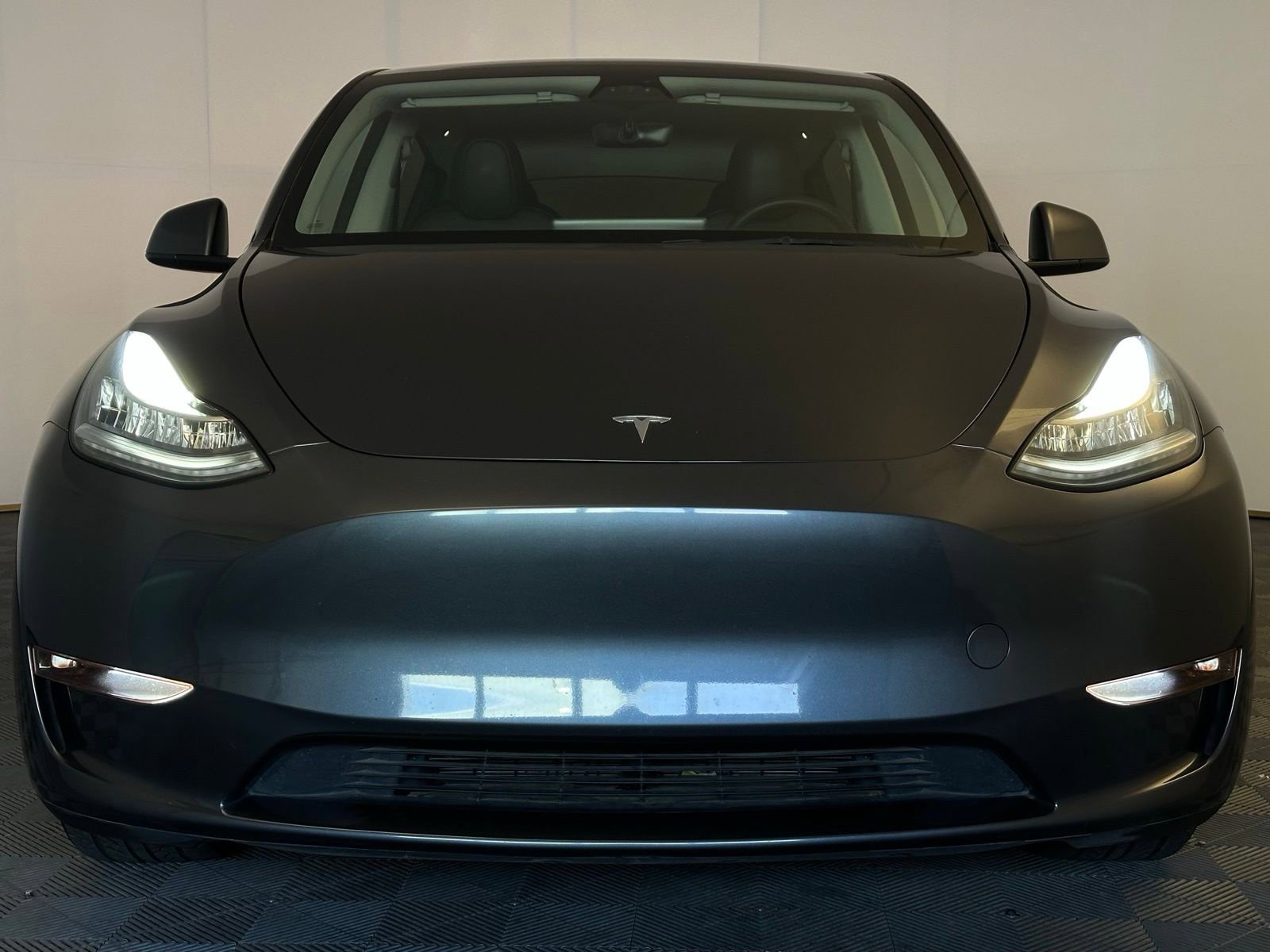 Used 2023 Tesla Model Y Long Range AWD/4WD image 18