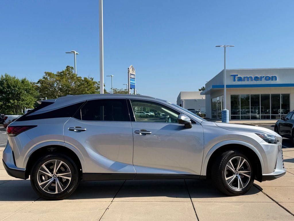 Used 2024 Lexus RX 350 Premium w/ Cold Area Package FWD image 4