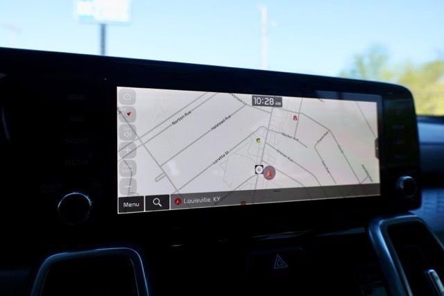 Used 2023 Kia Sorento SX image 3