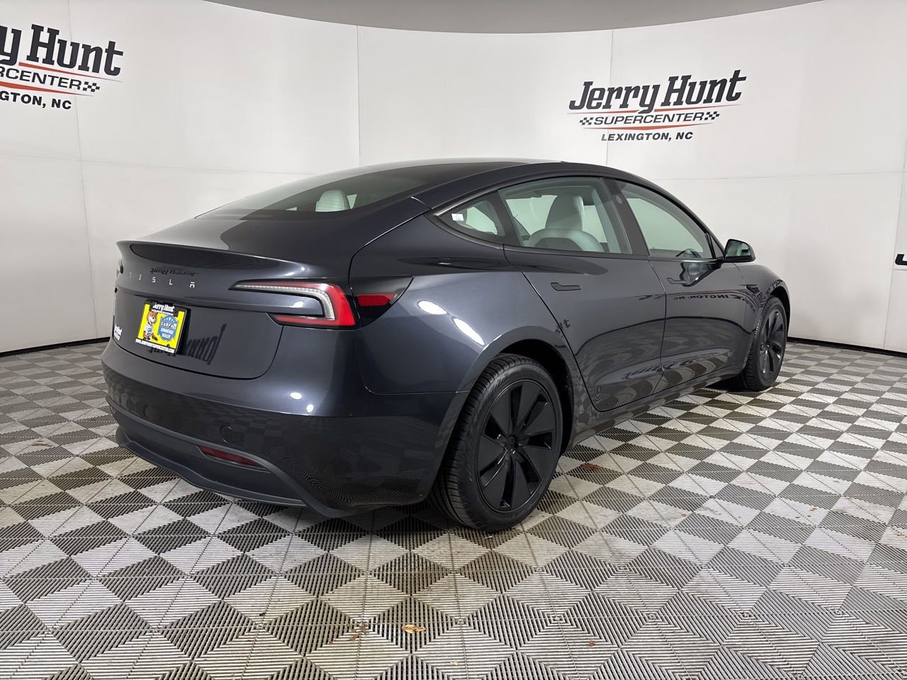 Used 2025 Tesla Model 3 Long Range image 4