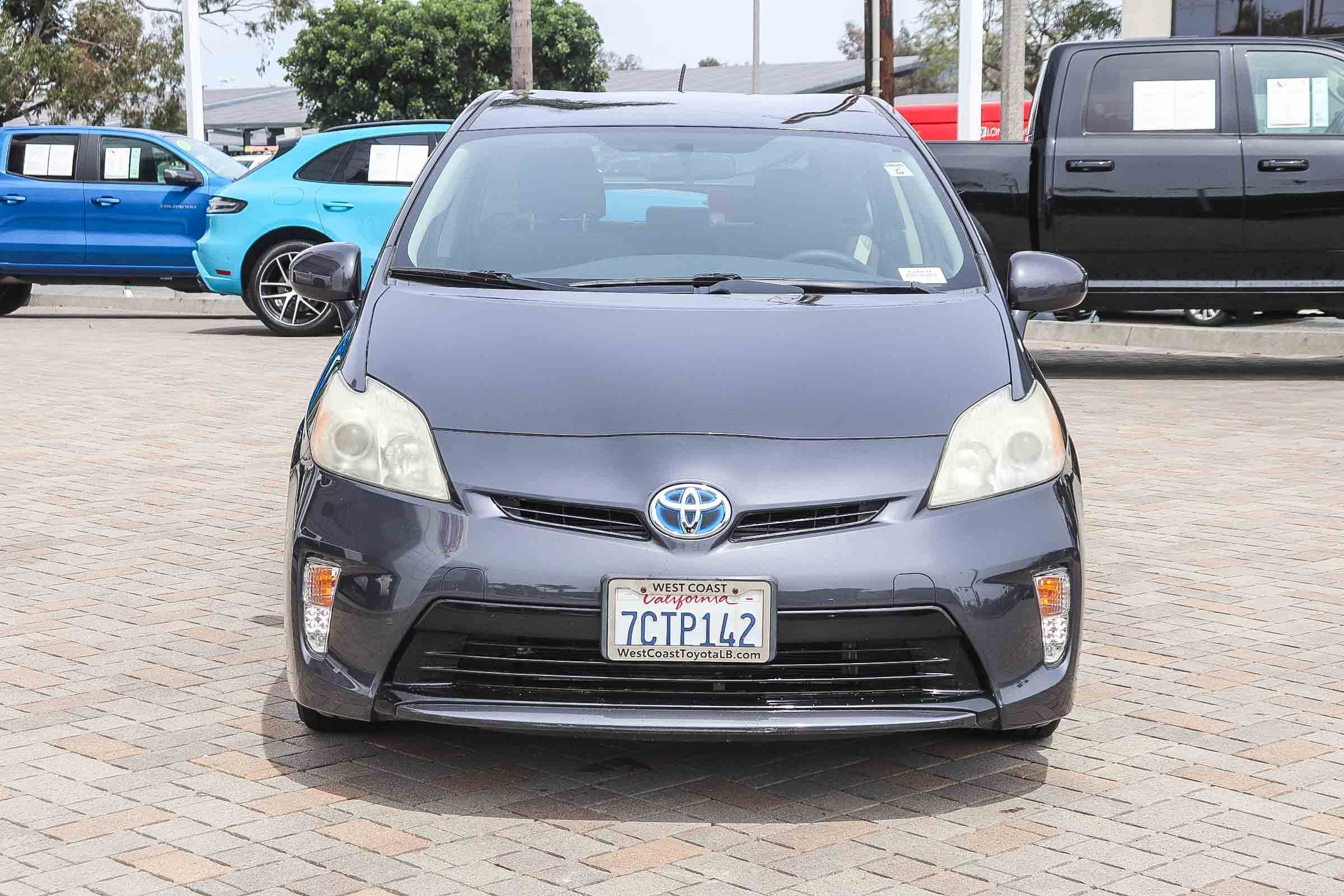 Used 2013 Toyota Prius Two image 2