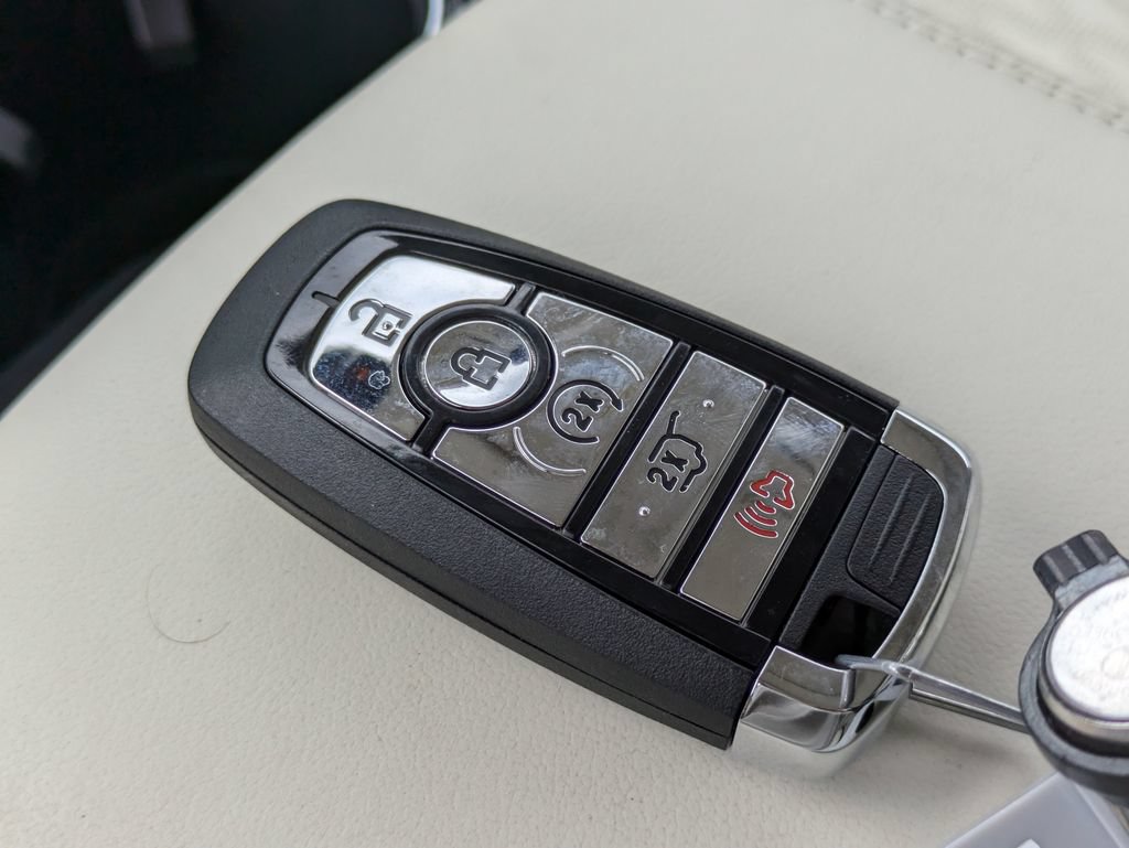 Certified 2023 Lincoln Nautilus Black Label AWD/4WD image 30
