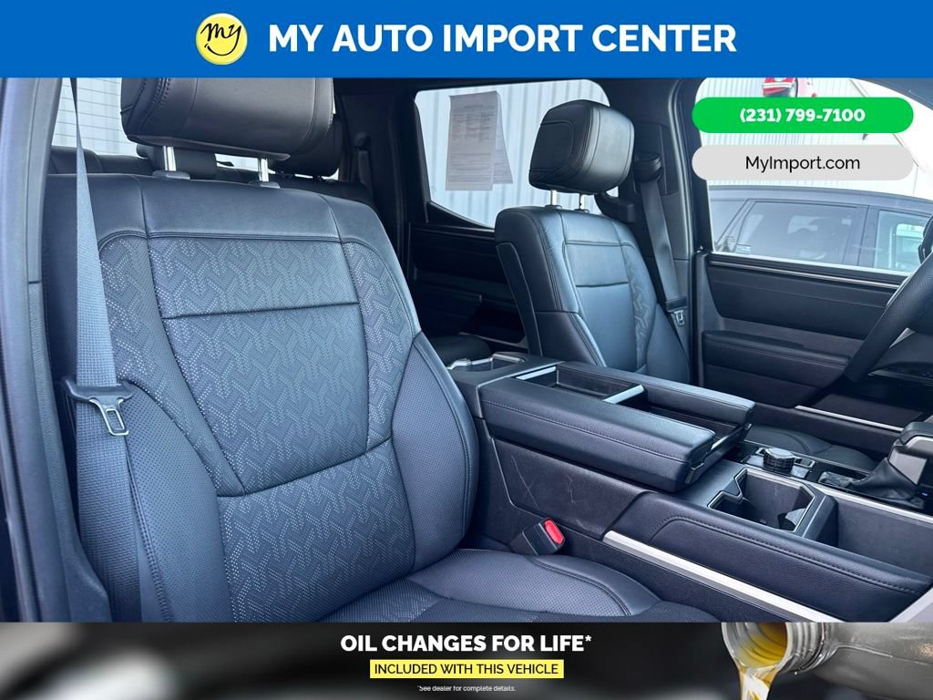 Used 2025 Toyota Tundra Limited AWD/4WD image 25