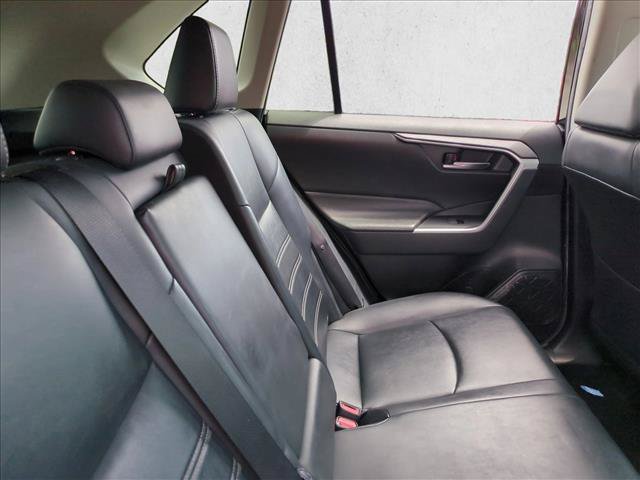 Used 2020 Toyota RAV4 XLE Premium FWD image 20