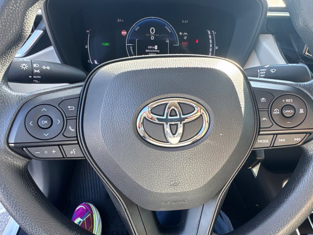 Used 2026 Toyota Corolla LE FWD image 15