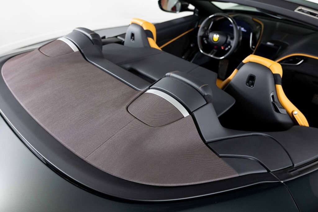 Certified 2025 Ferrari Roma Spider image 45
