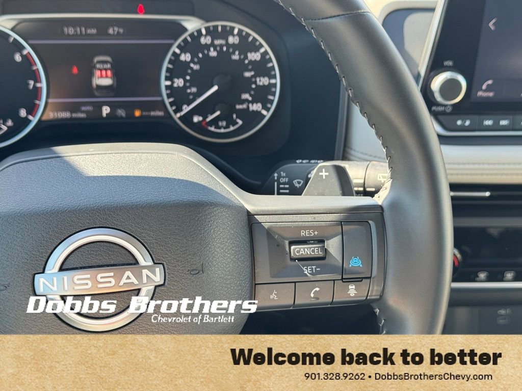 Used 2025 Nissan Rogue SV image 16