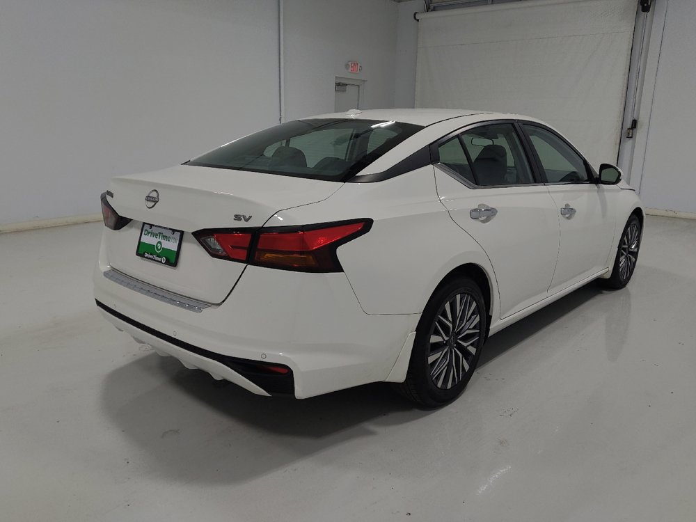 Used 2023 Nissan Altima 2.5 SV FWD image 9
