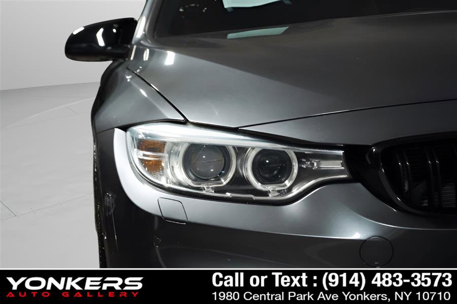 Used 2015 BMW M4 Convertible image 31
