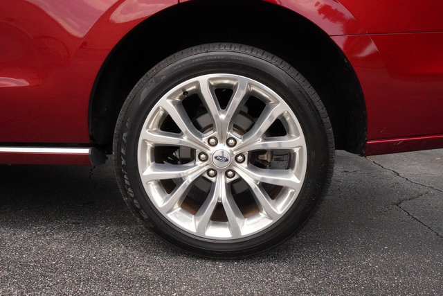 Used 2019 Ford Expedition Platinum RWD image 37