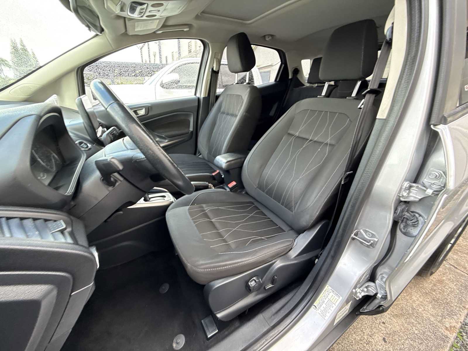 Used 2020 Ford EcoSport SE FWD image 12