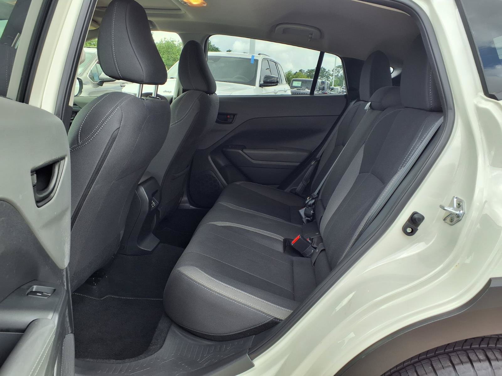 Used 2025 Subaru Crosstrek 2.5i Premium AWD/4WD image 9