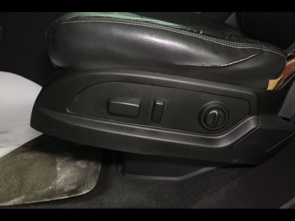 Used 2016 Buick Enclave Leather AWD/4WD image 6