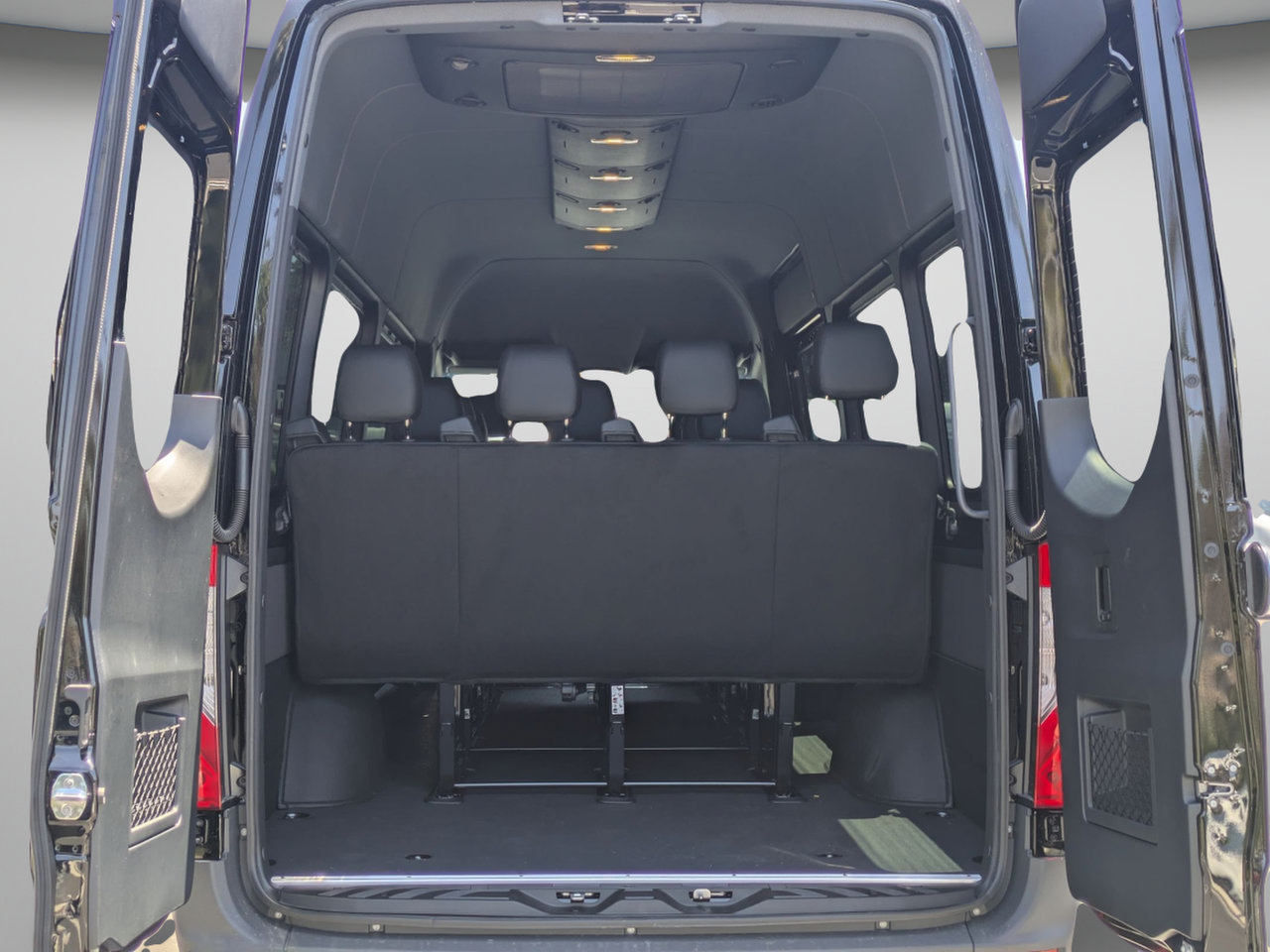 New 2025 Mercedes-Benz Sprinter 2500 image 8