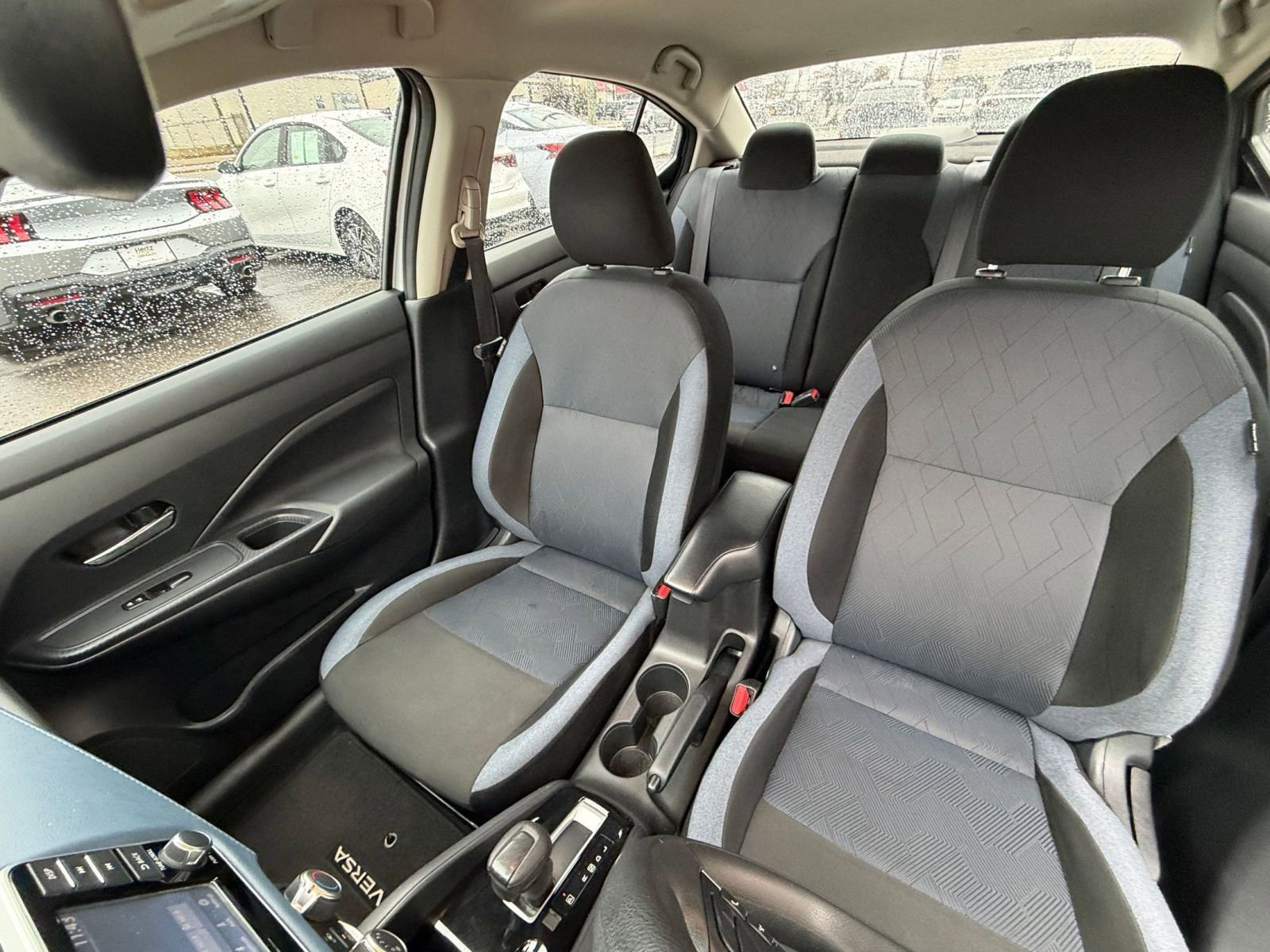 Used 2025 Nissan Versa SV image 31