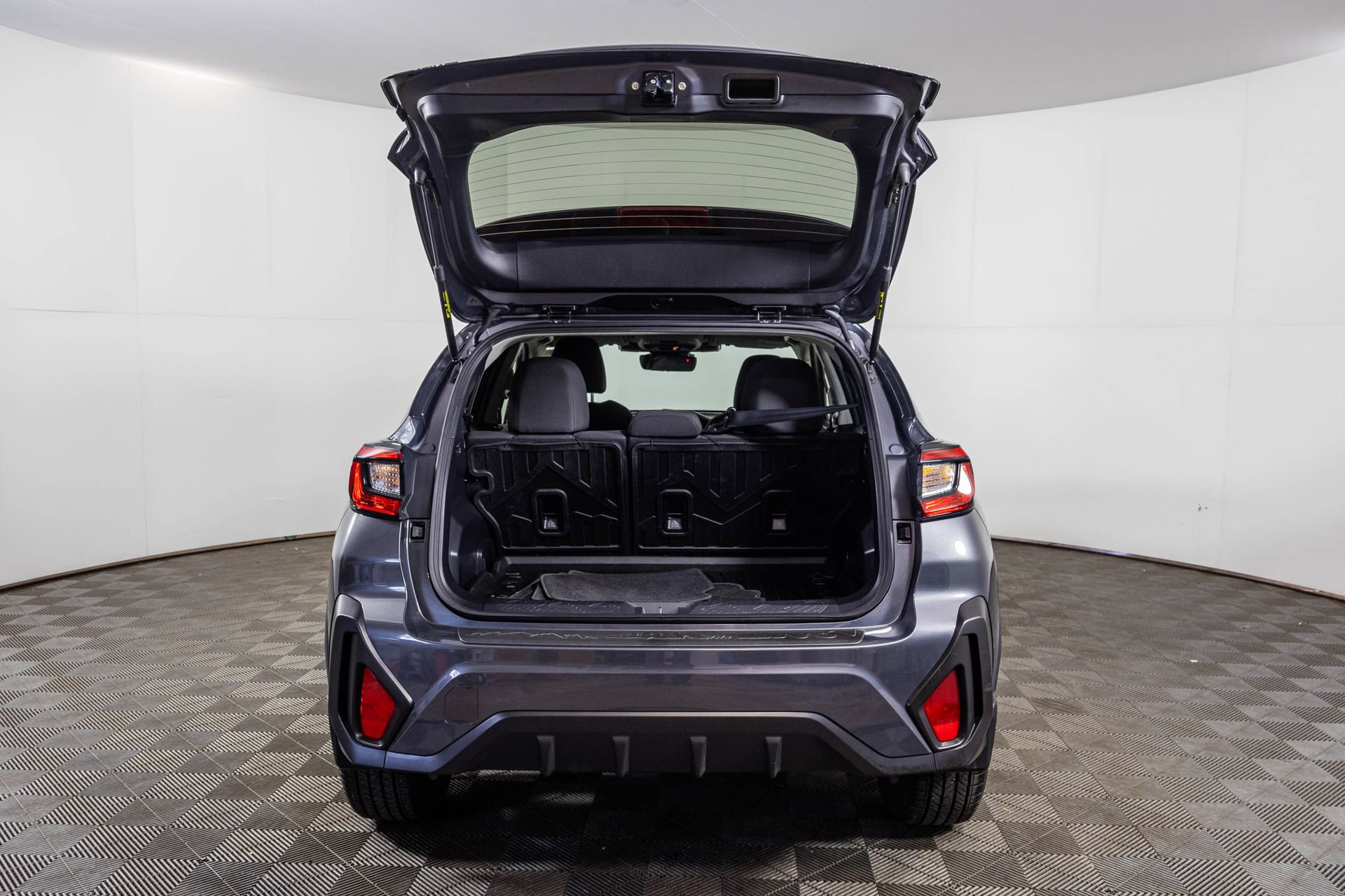 Used 2025 Subaru Crosstrek 2.0i Premium w/ Convenience Package #2 AWD/4WD image 38