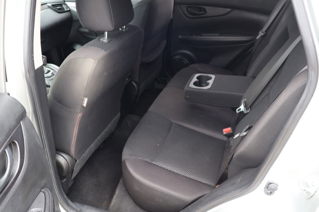 Used 2017 Nissan Rogue Sport S w/ S Appearance Package image 19