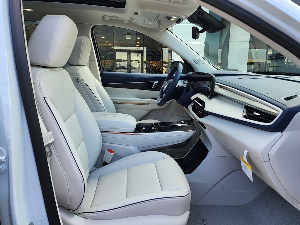 New 2026 Buick Enclave Avenir w/ Super Cruise Package image 42