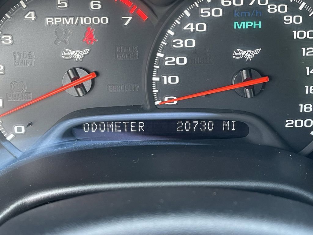 Used 2003 Chevrolet Corvette Convertible w/ Preferred Equipment Group1 image 28