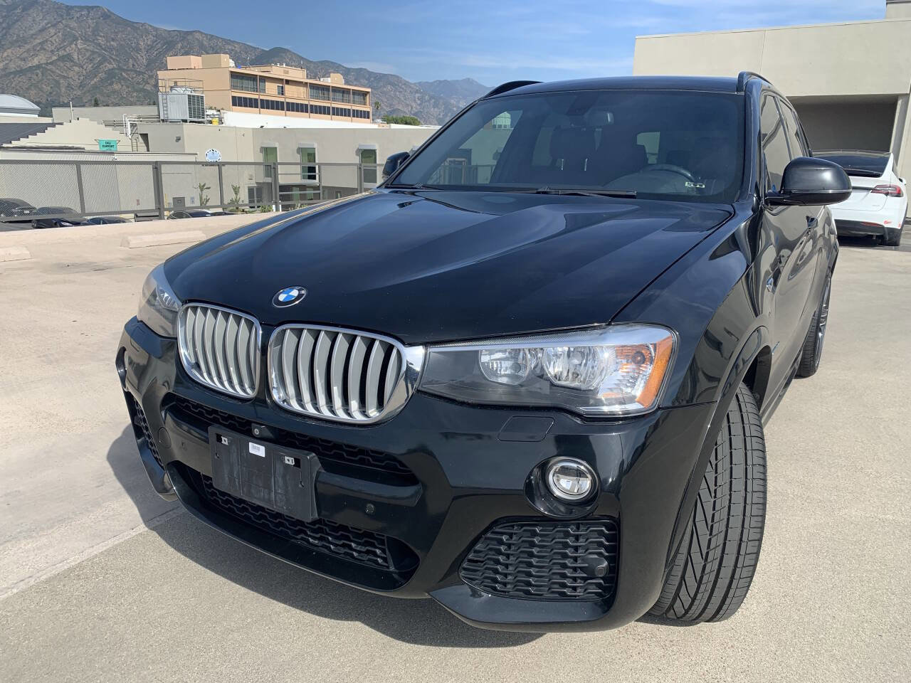 Used 2017 BMW X3 sDrive28i RWD image 3