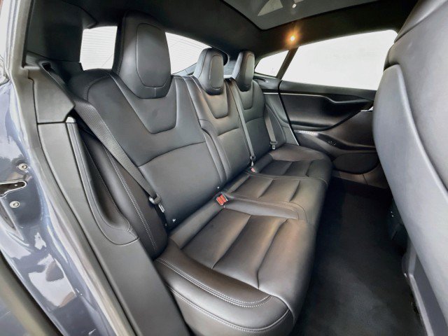Used 2020 Tesla Model S Performance AWD/4WD image 26
