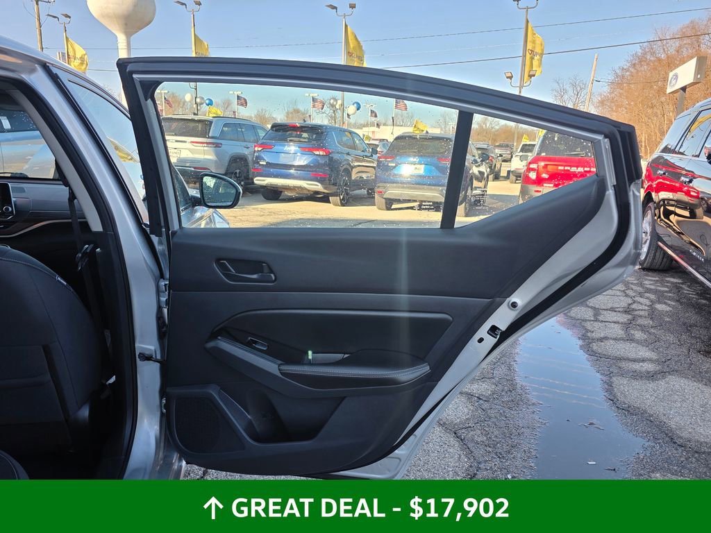Used 2023 Nissan Altima 2.5 SV FWD image 33