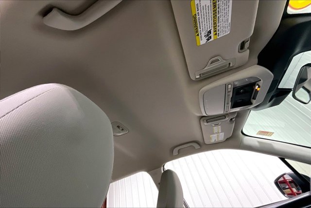 Used 2023 Subaru Forester Limited image 22