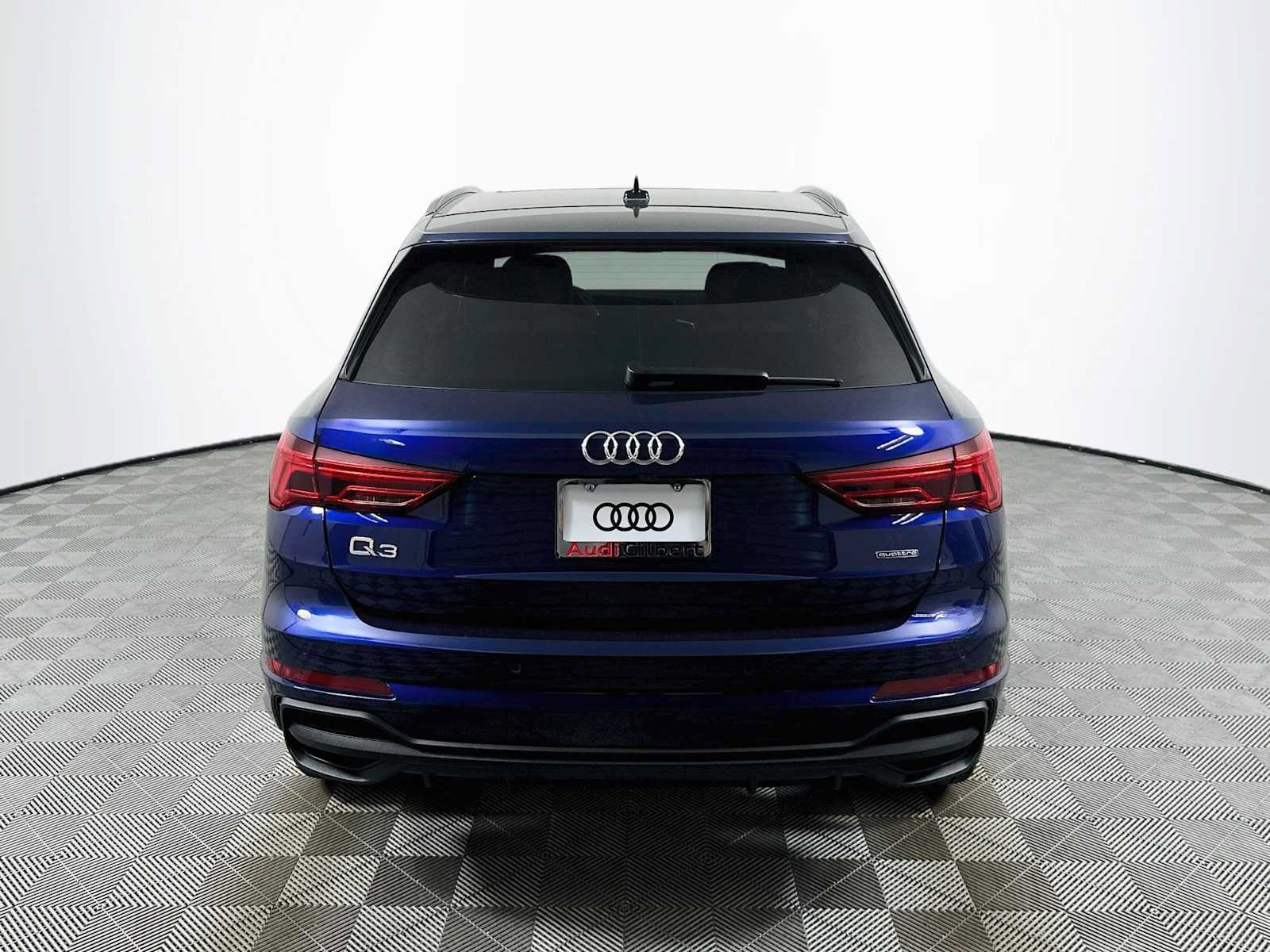 Certified 2025 Audi Q3 2.0T Premium Plus AWD/4WD image 6
