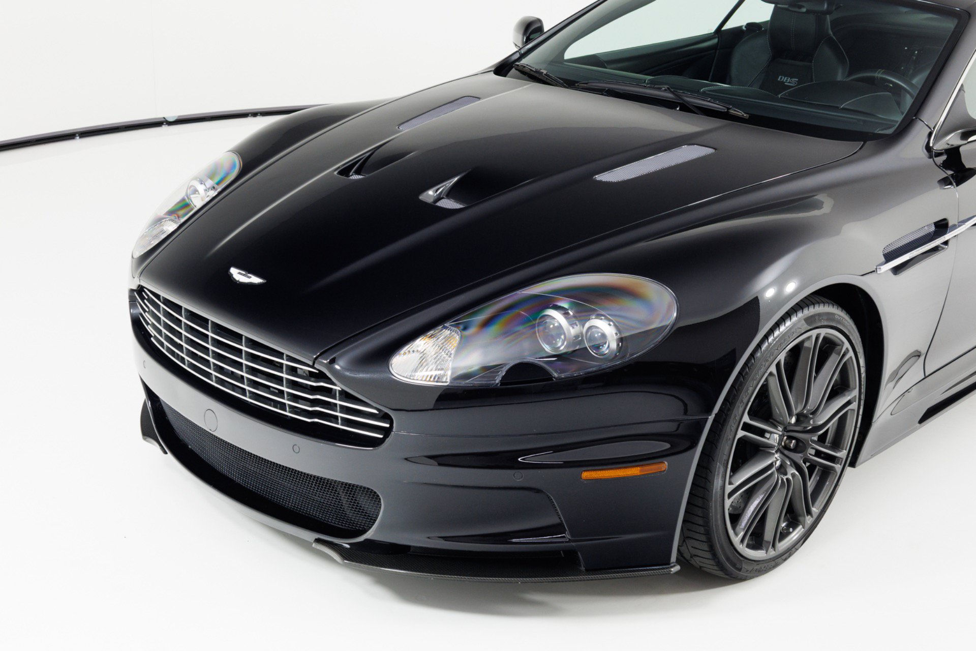 Used 2009 Aston Martin DBS Coupe RWD image 50